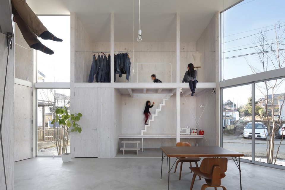 House in Kashiwa By Yamazaki Kentaro Design Workshop
