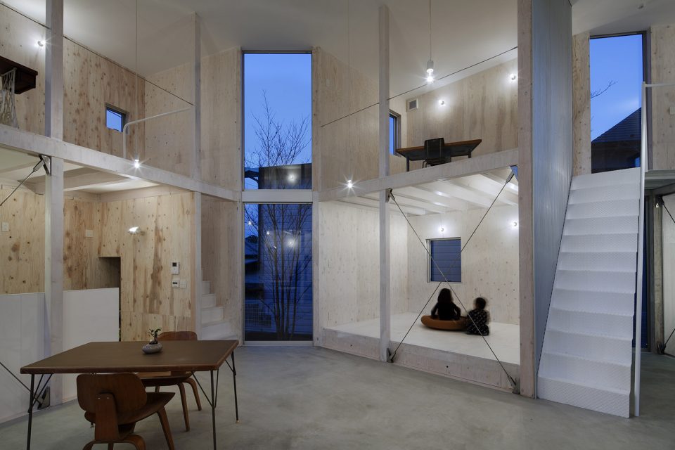 House in Kashiwa By Yamazaki Kentaro Design Workshop