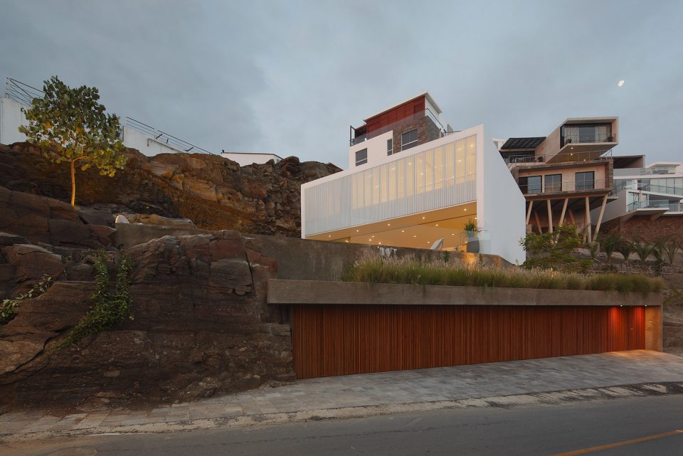 Casa Lapa By Arq. Martin Dulanto Sangalli