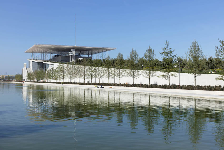 Stavros Niarchos Foundation Cultural Centre by renzo piano