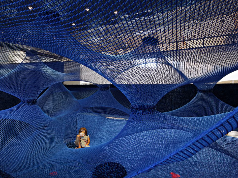 studioup amarin blue space 2