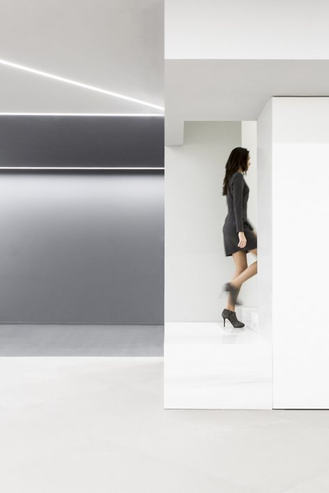 ARV OFFICES By Fran Silvestre Arquitectos