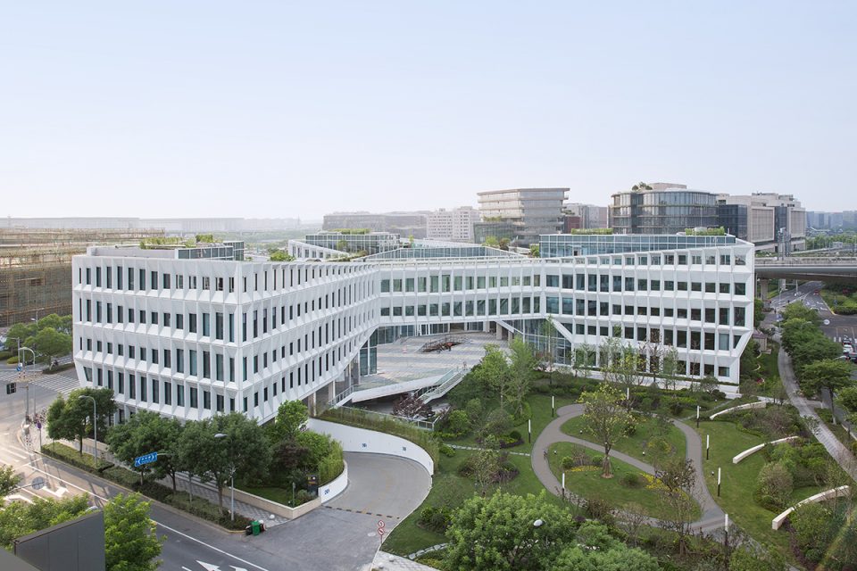 Water Bridge Shanghai Baoye Center By LYCS Architecture 1
