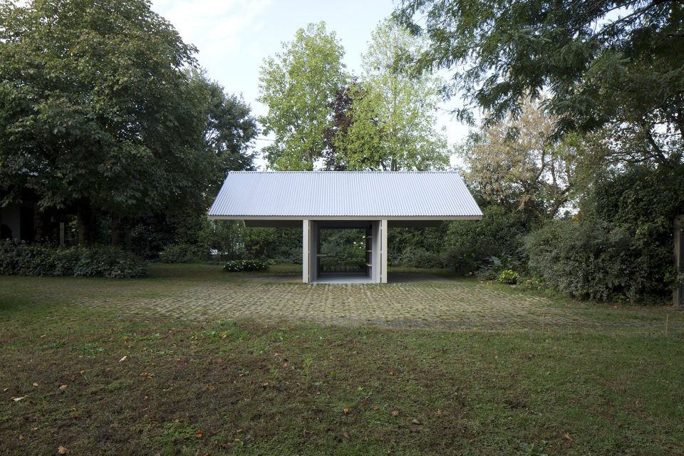 Workshop Garage in a Garden