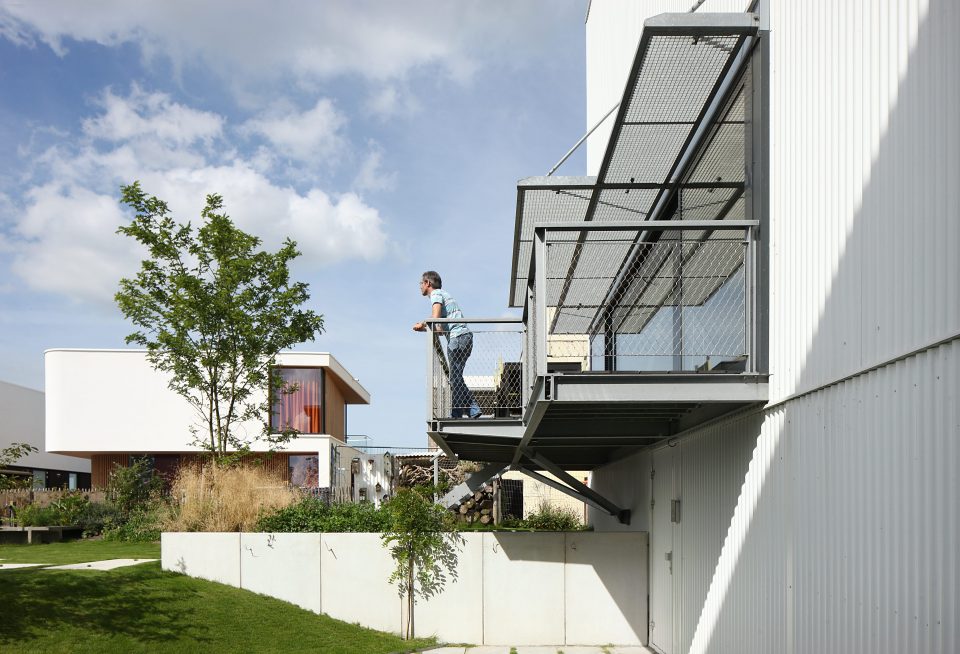 House with 11 Views By Marc Koehler Architects
