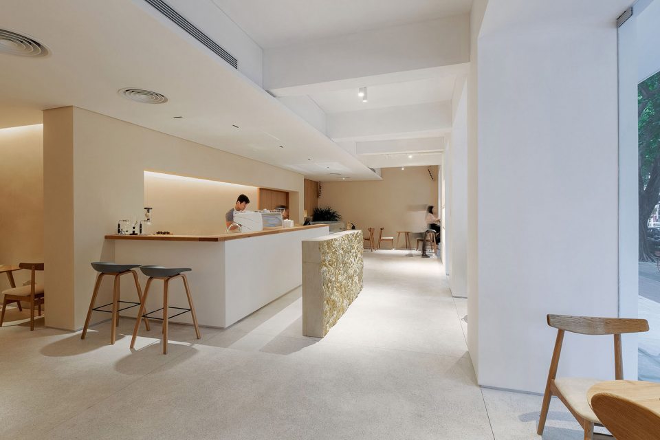 A breathing cake shop — MarierWagashi By BloomDesign