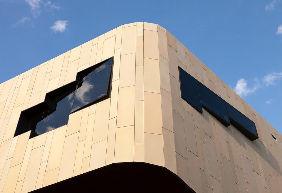 Ruyton Girls School Margaret McRae Centre by Woods Bagot