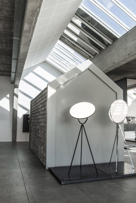 FLOS Scandinavia showroom By OEO Studio