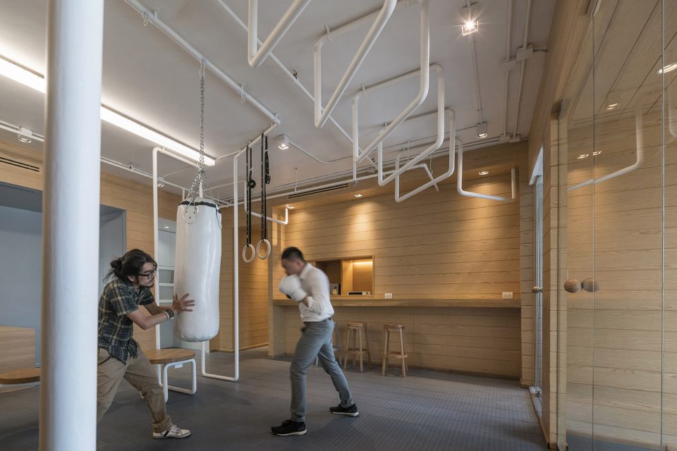 The Inteltion Office bY ONION