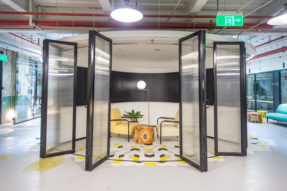 Roarchi Project Mixspace Mandela by RoarchiRenew