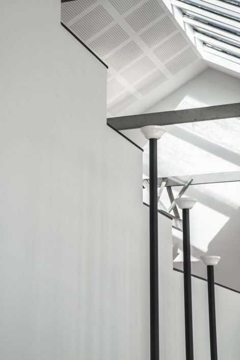 FLOS Scandinavia showroom By OEO Studio