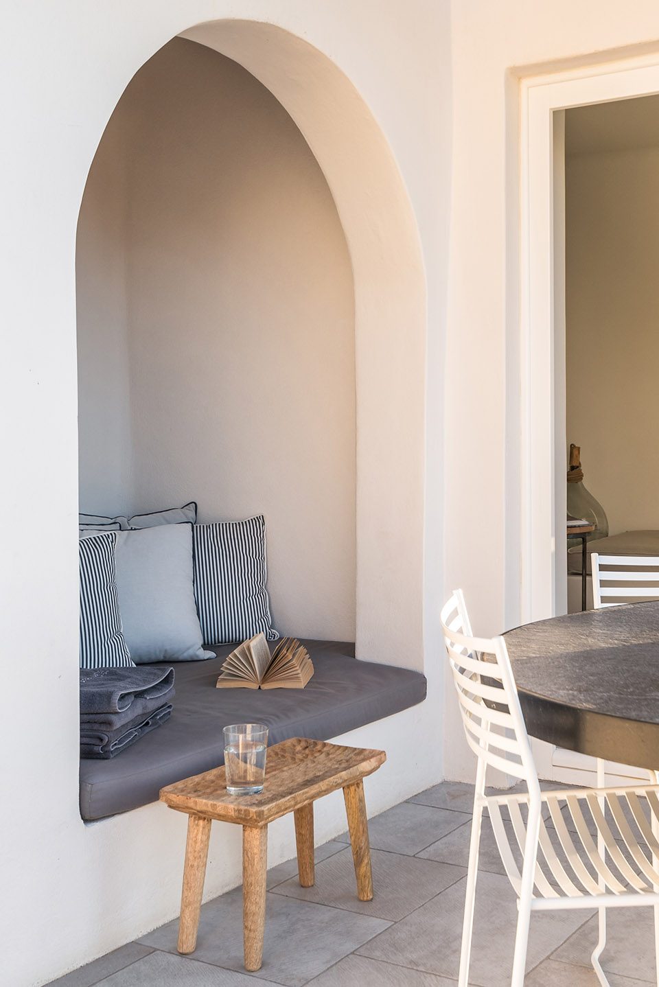 Porto Fira Suites By Interior Design Laboratorium studio