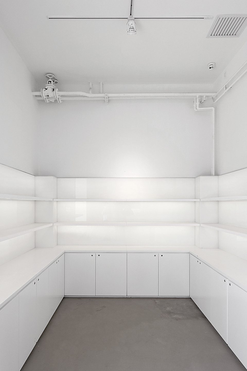 G M Gallery by Linjian Studio