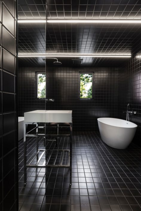 IN 2 by Jean Verville architecte