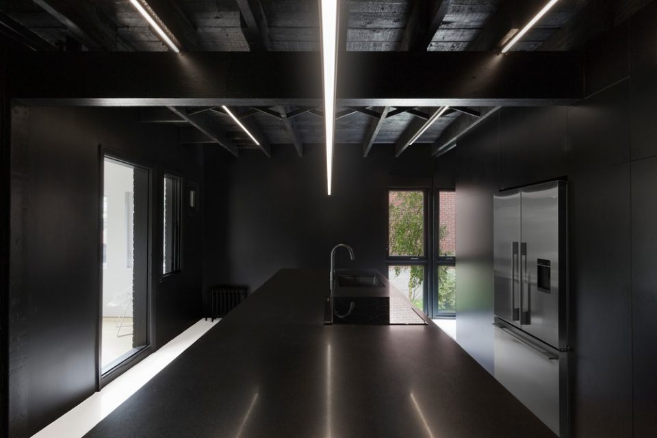 IN 2 by Jean Verville architecte