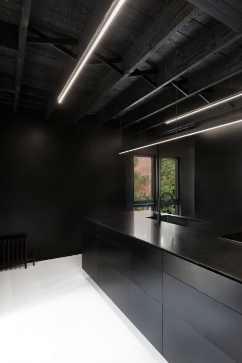 IN 2 by Jean Verville architecte