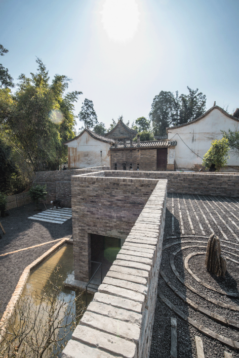 An Introduction to the Xiushan Temple Environmental By YAD
