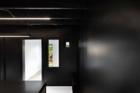 IN 2 by Jean Verville architecte