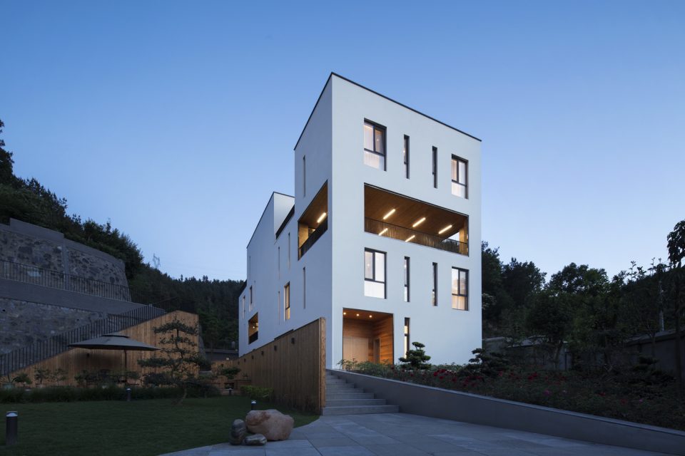 meta artisan yao house N 008 night 01