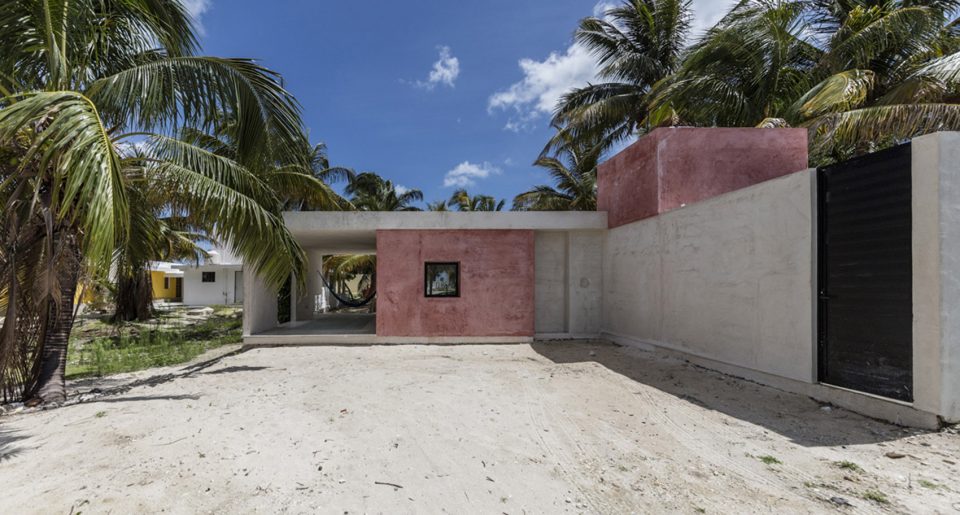 El Palmar summer house by David Cervera