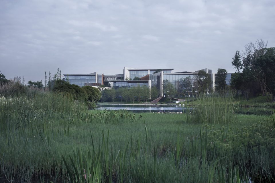 Zigzag Park Luxuelakes Eco City Chengdu China By GVL