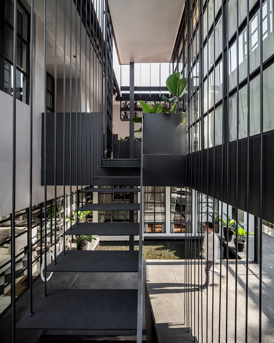 Baan Flower Cage Flower Cage house by Anonym Studio