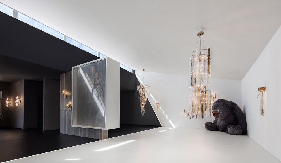 Portugal SERIP Lighting Exhibition Hall By CUN Design
