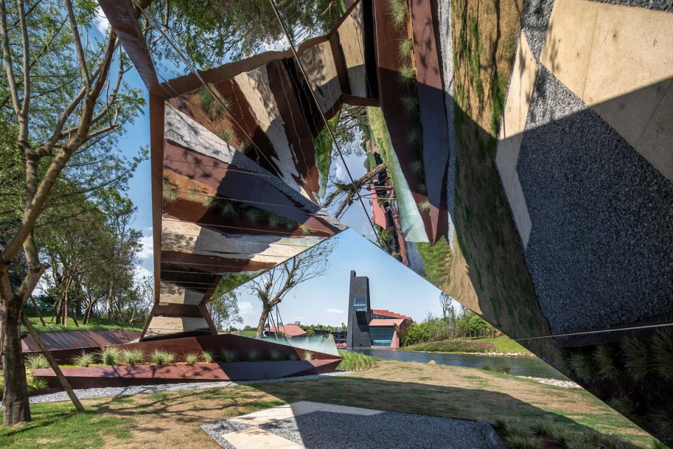 Zigzag Park Luxuelakes Eco City Chengdu China By GVL