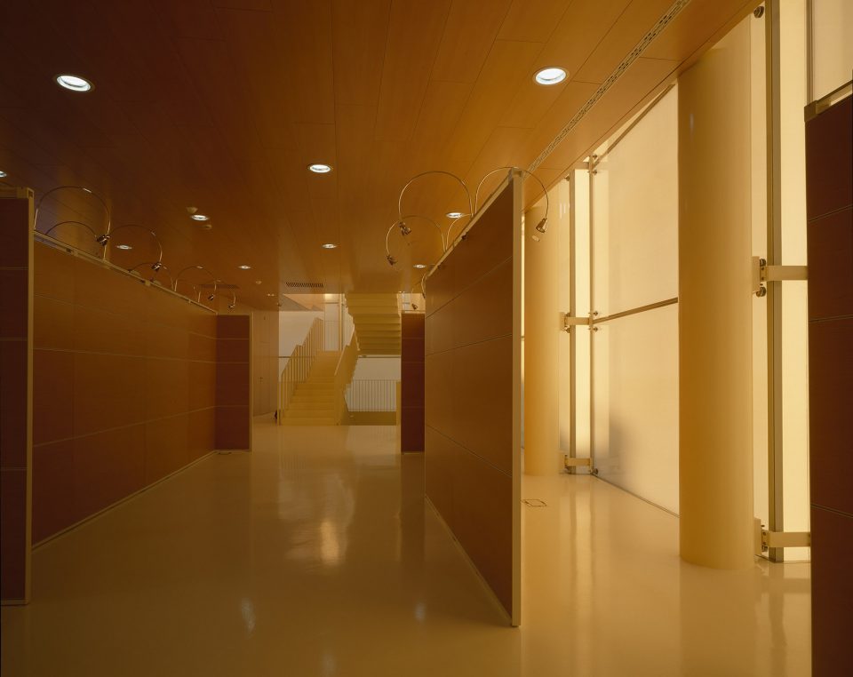 Giuseppe Lazzareschi Foundation Centre by Pietro Carlo Pellegrini