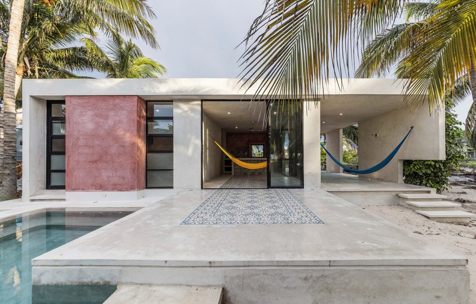 El Palmar summer house by David Cervera