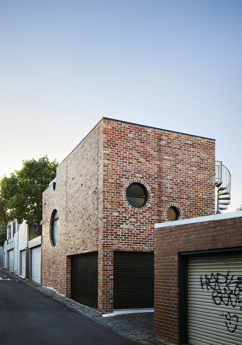 Brickface by Austin Maynard Architects
