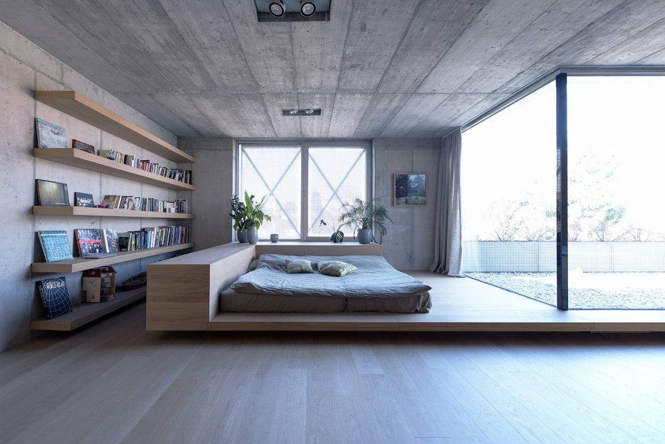 Villa Criss Cross Envelope By OFIS Architects