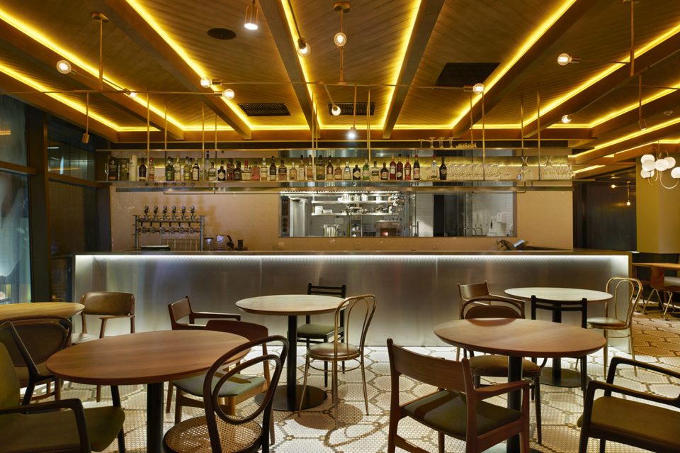 Restaurant Y by odd