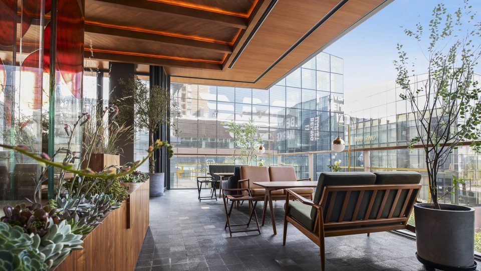 Restaurant Y by odd