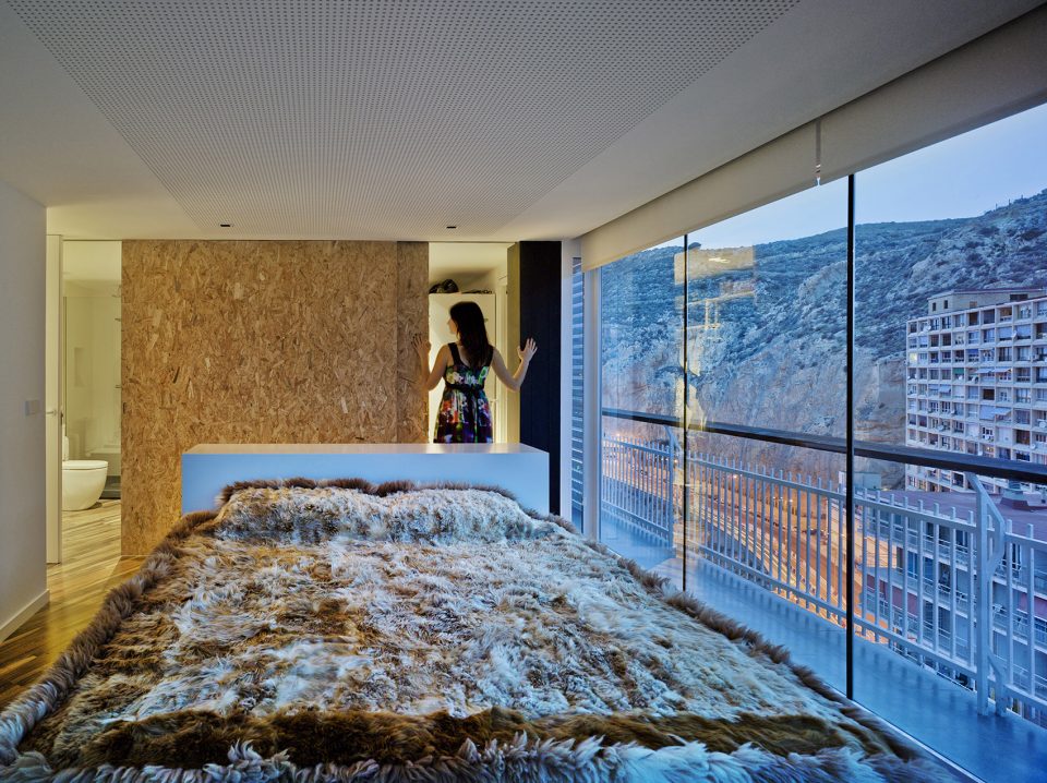 Lluna’s Apartment by COR ASOCIADOS ARQUITECTOS Miguel Rodenas Jesús Olivares