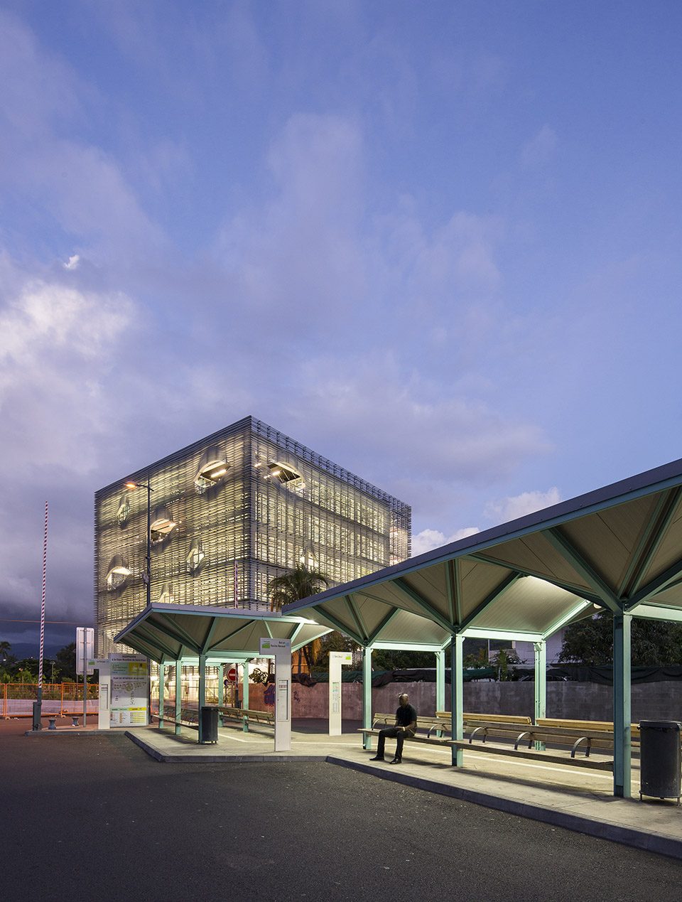 MEDIA LIBRARY ST PAUL By PERIPHERIQUES Architects