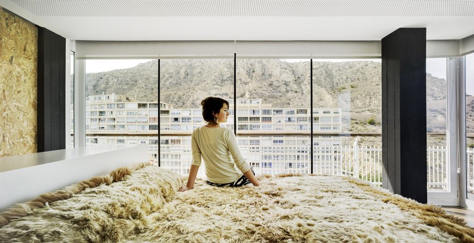 Lluna’s Apartment by COR ASOCIADOS ARQUITECTOS Miguel Rodenas Jesús Olivares