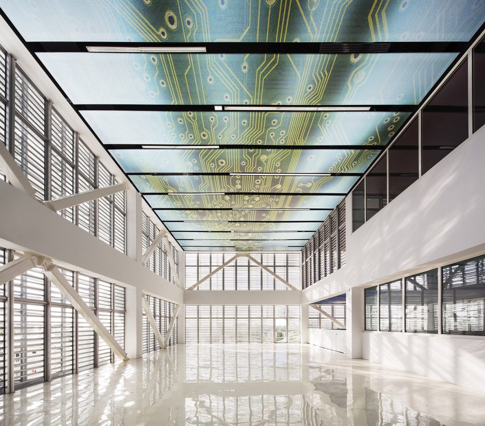 MEDIA LIBRARY ST PAUL By PERIPHERIQUES Architects