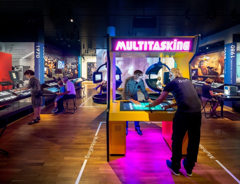 New Permanent Exhibition for the Swiss Museum of Communication By Kossmann.dejong