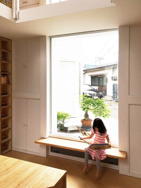 House with 30000 Books By Takuro Yamamoto Architects