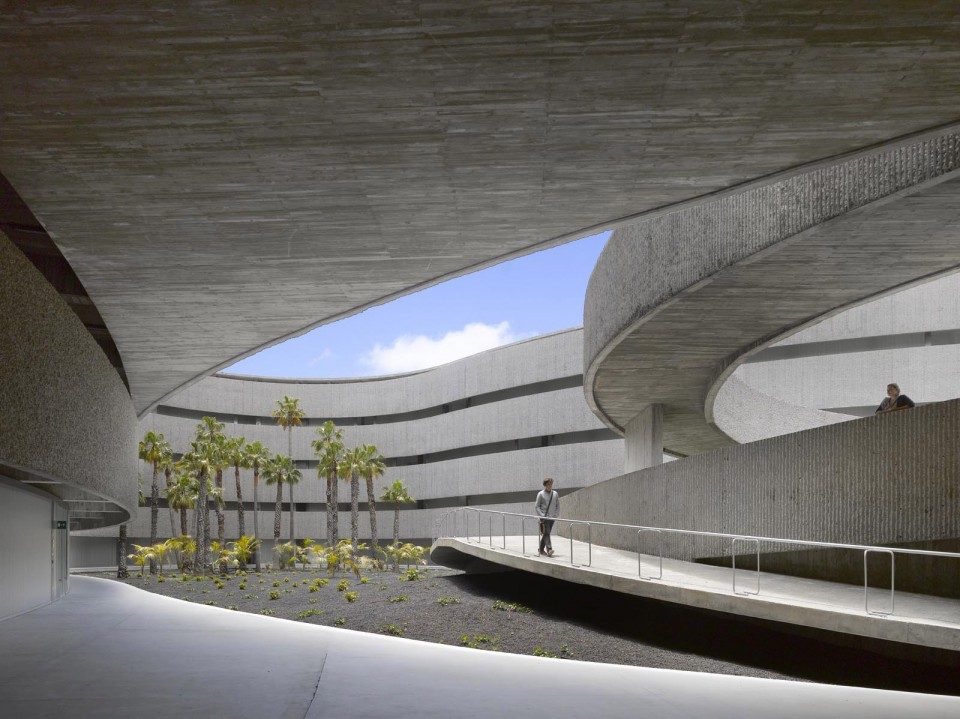 Faculty of Fine Arts by gpy arquitectosRH2283 0056 960x719
