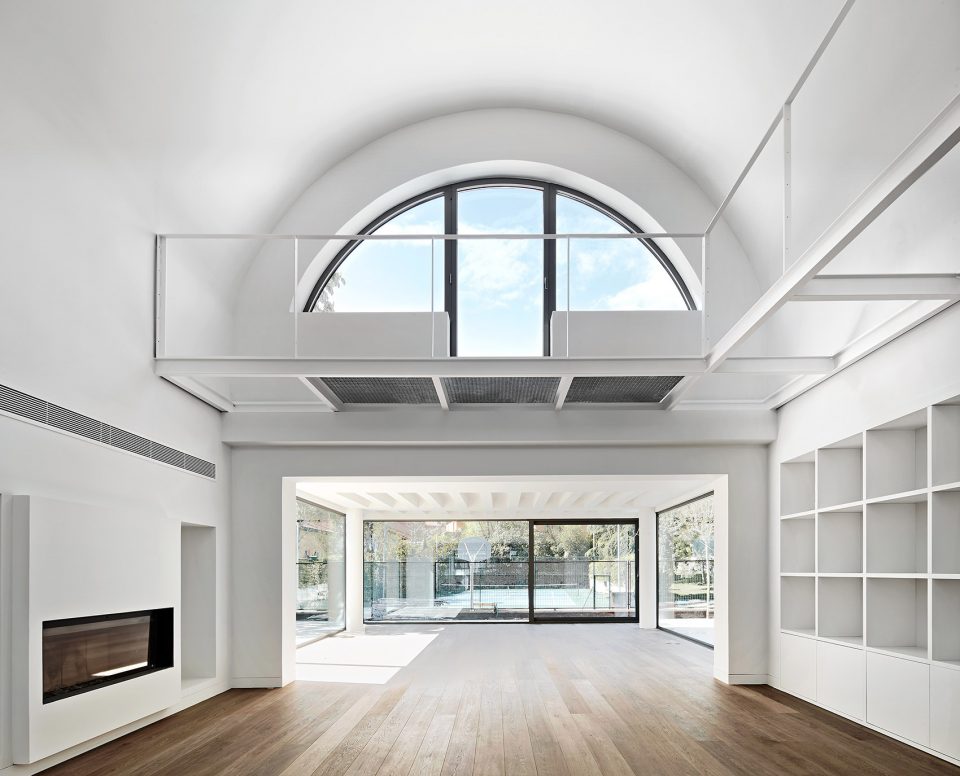 house md by lucas y hernandez gil arquitectos