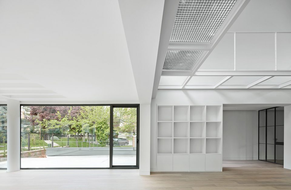 house md by lucas y hernandez gil arquitectos