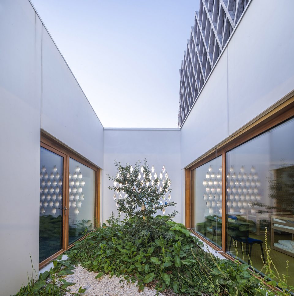 Louis de Vion by AAVP Architecture