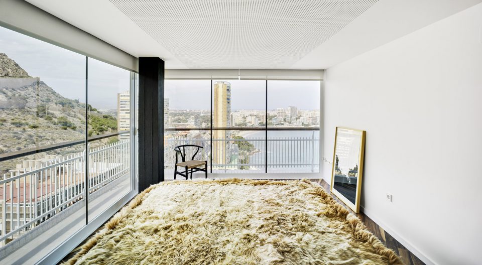 Lluna’s Apartment by COR ASOCIADOS ARQUITECTOS Miguel Rodenas Jesús Olivares