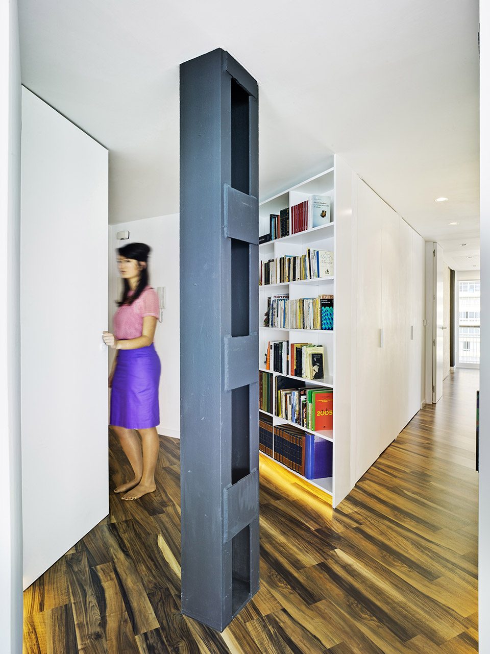 Lluna’s Apartment by COR ASOCIADOS ARQUITECTOS Miguel Rodenas Jesús Olivares