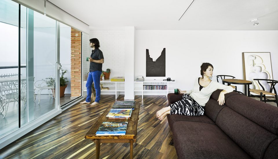 Lluna’s Apartment by COR ASOCIADOS ARQUITECTOS Miguel Rodenas Jesús Olivares