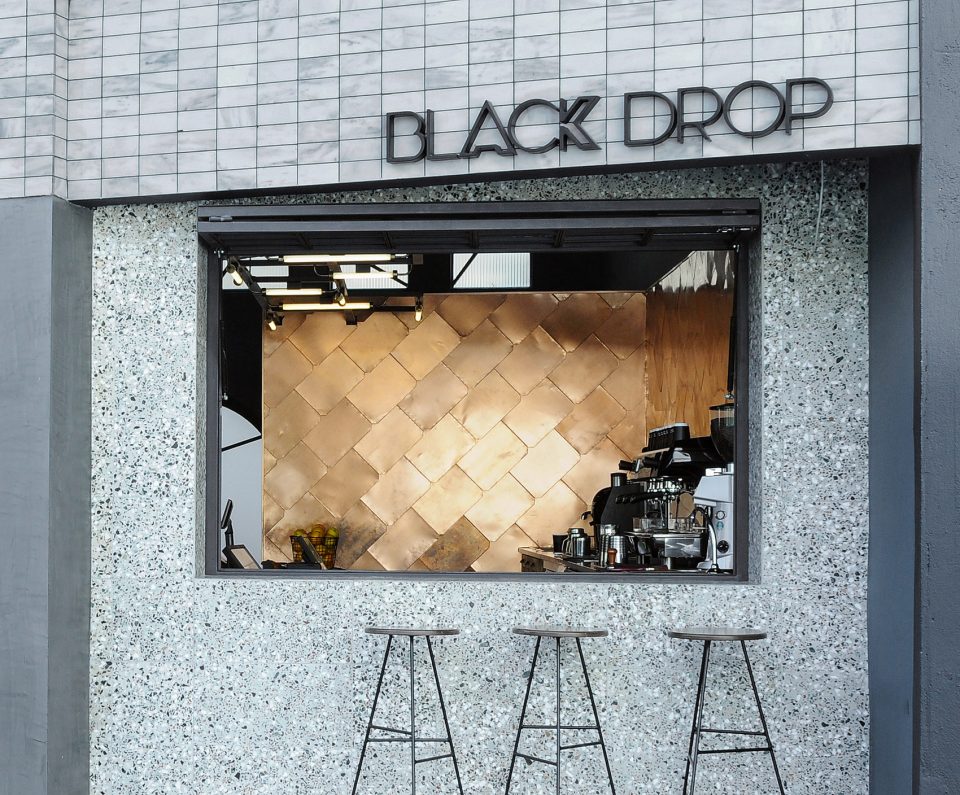 Black drop Greece By Ark4 lab of architecture