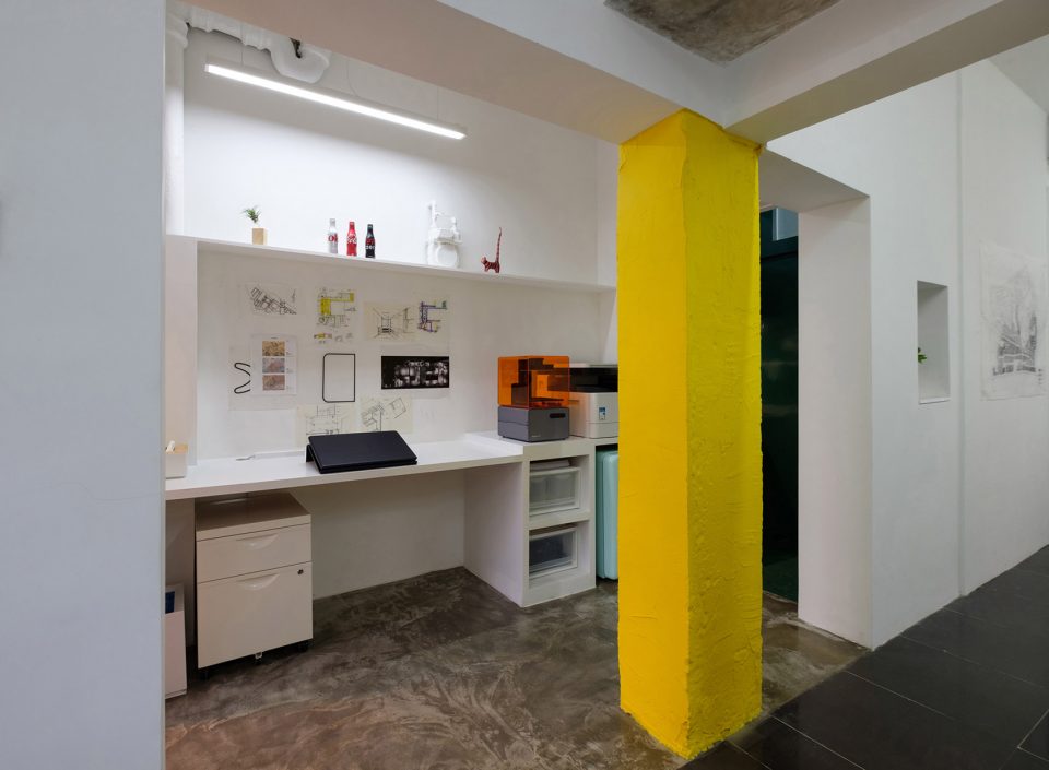 Temporary Design Studio Transformation in an Old Dormitory by X2S Studio