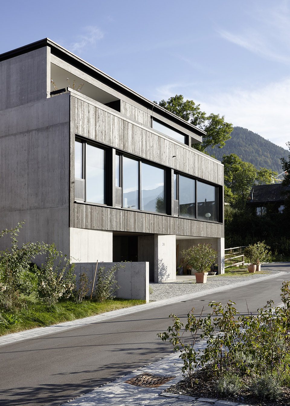 House DM by Felix Held Architekt